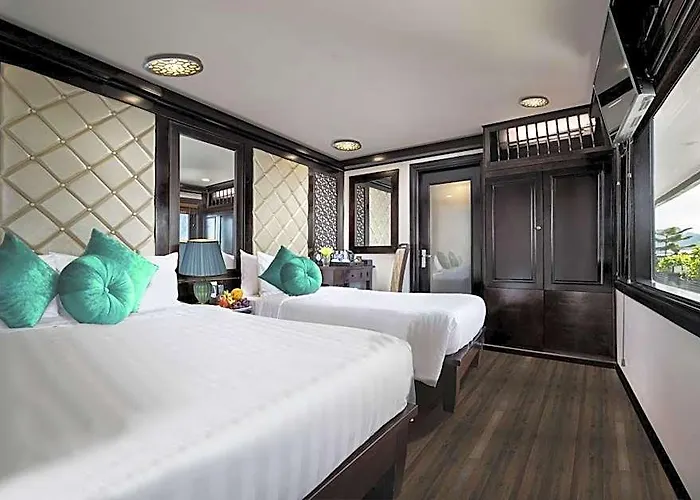  Alisa Premier Cruise Hạ Long