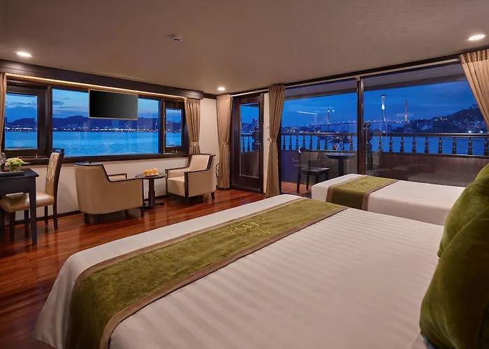  Alisa Premier Cruise Ha Long